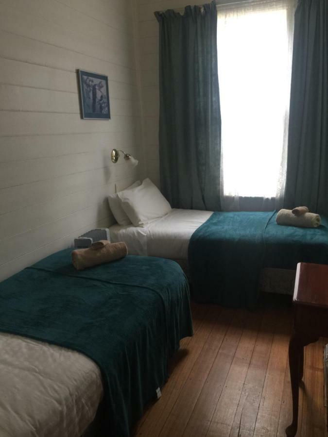 Lake Leake Inn Экстерьер фото